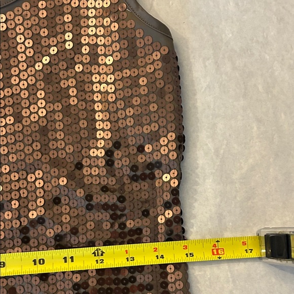 Carmen Marc Valvo Brown Sequin Cap Sleeve Blouse with lace - Picture 6 of 8